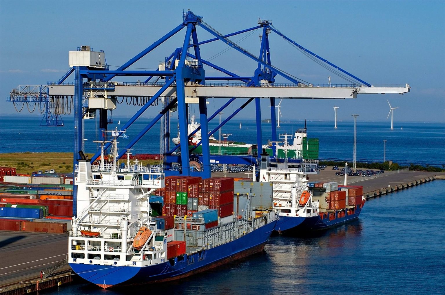 رئیس اتاق بازرگانی ایران: صادرات از واردات پیشی گرفت